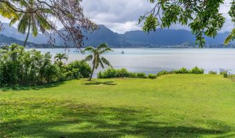 44-375 Kaneohe Bay Dr, Kaneohe, HI 96744