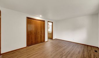 7087 ASTER St, Springfield, OR 97478