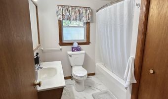 2083 North Ave, Burlington, VT 05408