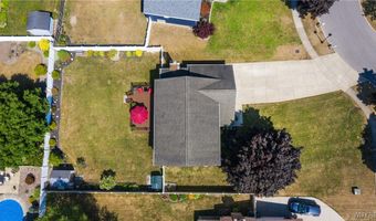 53 Brookpark Dr, Amherst, NY 14228