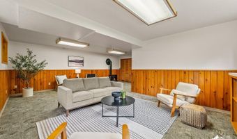 21624 Sean St, Chugiak, AK 99567