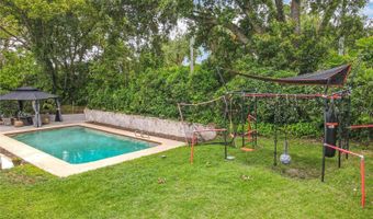 404 BROADVIEW Ave, Altamonte Springs, FL 32701