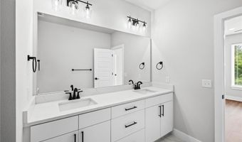 3319 SE MP Pkwy 207, Bentonville, AR 72712