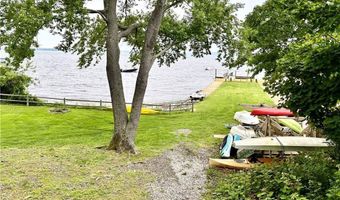 50 Clipper Way, Bristol, RI 02809