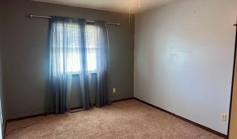 225 N Pringle Ave, Ash Grove, MO 65604