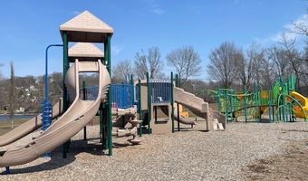 1 Cedar Rd, Danbury, CT 06811