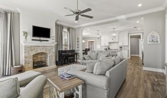 806 Long Leaf Cir, Brandon, MS 39042