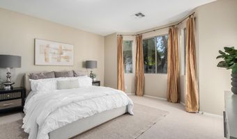 854 E AQUARIUS Pl, Chandler, AZ 85249