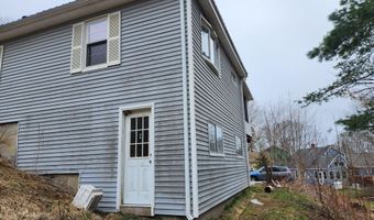 14 Getchell St, Bath, ME 04530