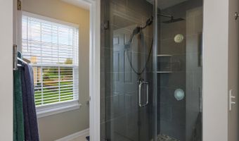 5 Denise Dr, Allentown, NJ 08501