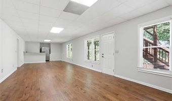 355 Chelsey Ct, Alpharetta, GA 30004