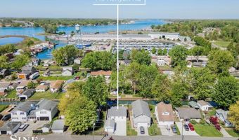 149 Kenyon Rd, Algonac, MI 48001