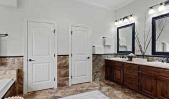 13207 Abbington Ln, Athens, AL 35613