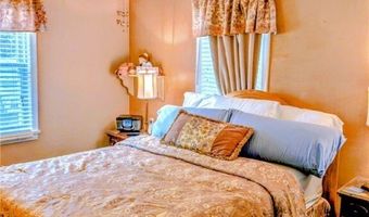 1026 SEWARD Ave, Akron, OH 44320