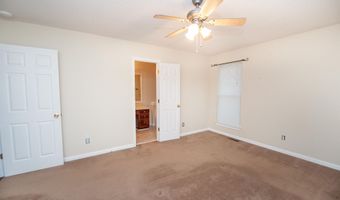 179 Cantrell Ridge Dr, Boiling Springs, SC 29316