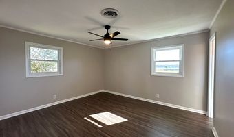 1918 Register Rd, Adel, GA 31620