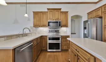 2304 Chestnut Ct, Augusta, KS 67010