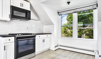 86 Woodward Ave 2, East Providence, RI 02914