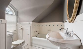 1015 Olivia Ave, Ann Arbor, MI 48104