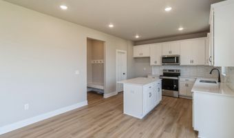 319 41st St SW, Altoona, IA 50009