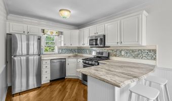 200 2nd Ave 14, Belmar, NJ 07719