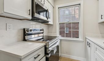 2037 38TH St SE 301, Washington, DC 20020