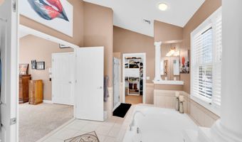 928 Seaman Ave, Beachwood, NJ 08722