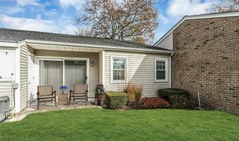 55 Harbor N, Amityville, NY 11701