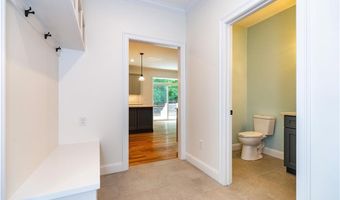 44 Saddlebrook Dr, Warwick, RI 02818