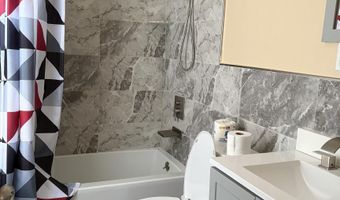 25 N Aberdeen Pl, Atlantic City, NJ 08401