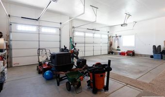 1870 47th N, Ammon, ID 83401