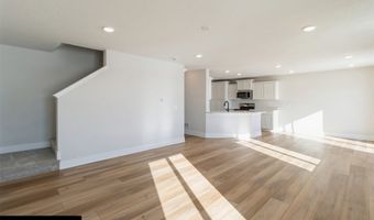 4420 NE 8th St, Ankeny, IA 50021