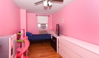 3629 WHITEHALL Ln, Philadelphia, PA 19114