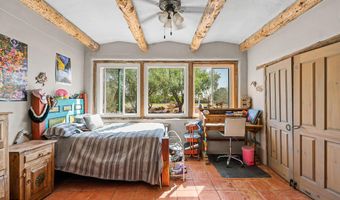 32 CIELO DORADO Dr, Anthony, NM 88021