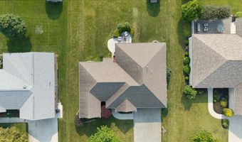 105 Sierra Ln, Arcanum, OH 45304
