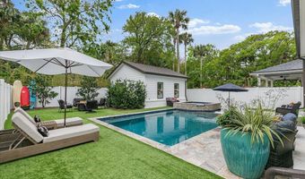 332 4TH St, Atlantic Beach, FL 32233