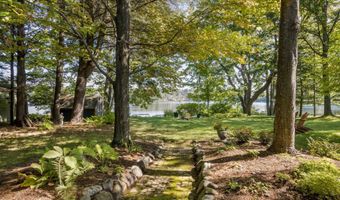 9506 Lakeside Dr, Alden, MI 49612