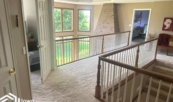 1511 W Valleyview Dr, Algona, IA 50511