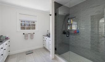 161 Stony Ln, North Kingstown, RI 02852