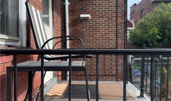 832 Maplewood Ave, Ambridge, PA 15003