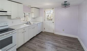 25 Annandale Rd, Newport, RI 02840