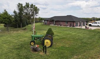 27450 SW 32nd Rd, Beatrice, NE 68319