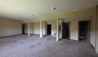 10187 Cherokee Ln, Aurora, IN 47001