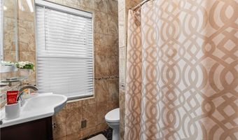 2216 Caroline St, Yorkville, NY 13495