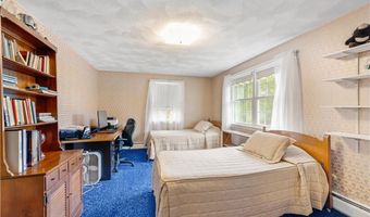 1 Edelweiss Ave, Lincoln, RI 02865