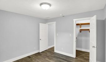 6686 Woodcrest Dr, Avon, IN 46123