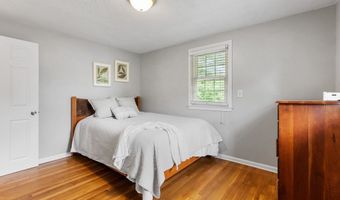 7 Forest Park Ave, Billerica, MA 01862