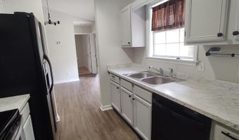 52 Marsh Dr, Beaufort, SC 29907