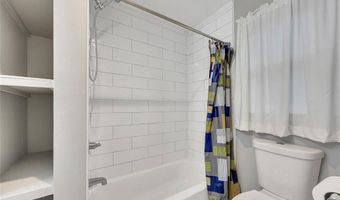 781 Grist Mill Dr E, Acworth, GA 30101