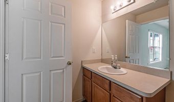 1112 Addington Ln, Ann Arbor, MI 48108